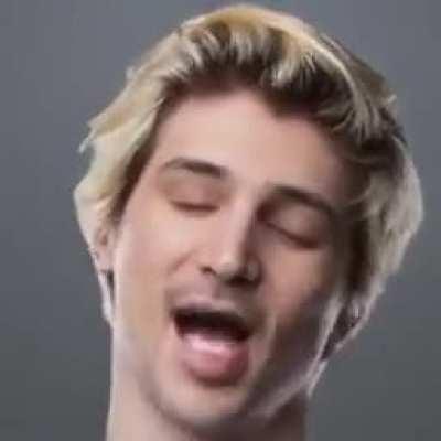 xQc sings Baka Mitai 😳