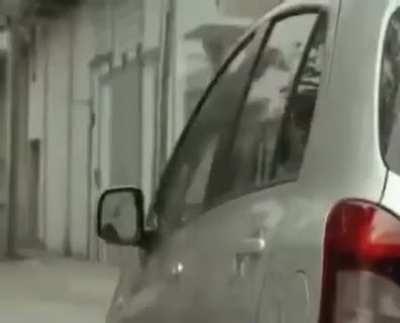 I can't tell which one is better