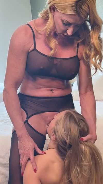 Femdom GIF by fitwifejewels