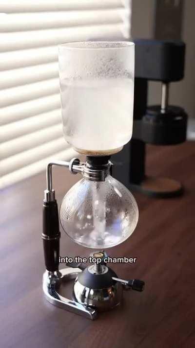 A Science Experiment That Makes Coffee - The Siphon Brewer