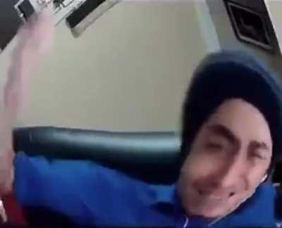 Sucumbindo ao som de kira kira killer. 9?