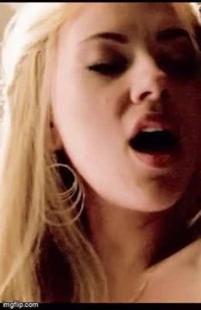 Scarlett johansson is a dream fuck🥵