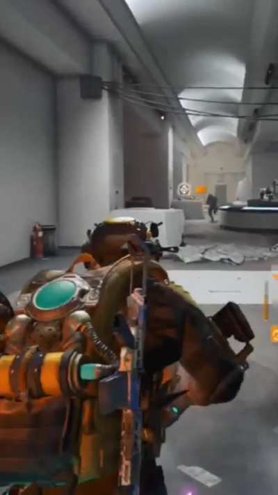 Please can someone explain what's going on here? What weapon is this?