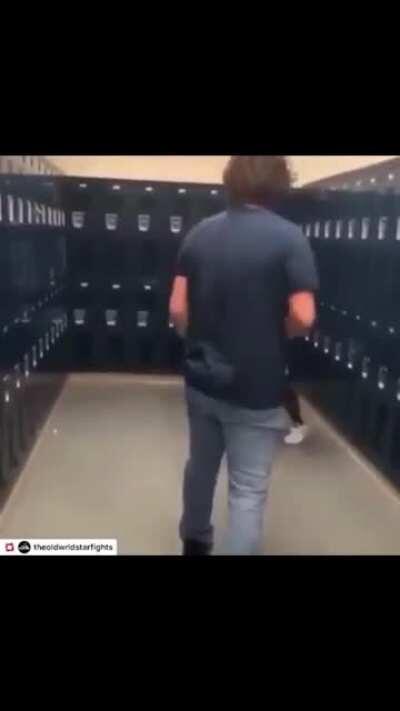 Me when i catch bruce in the locker room 😂