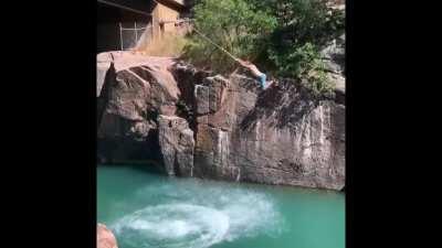 Me almost getting nailed by a rope swinger.