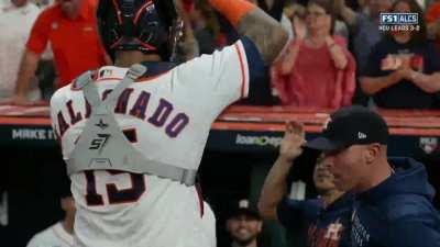 [Highlight] [Highlight] Astros get an inning ending strikeout and caught stealing double play!