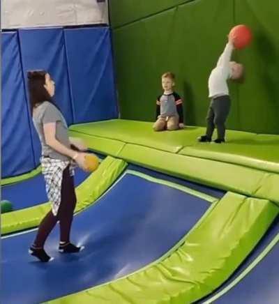 KiD BrUtAlLy AsSaSsInAtEd