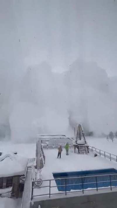 Praise to the dudes we see on camera, not the dude recording this video