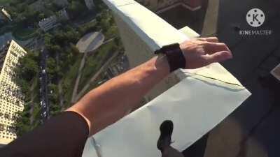 Shot on iPhone meme (I don't have any creativity in titles)