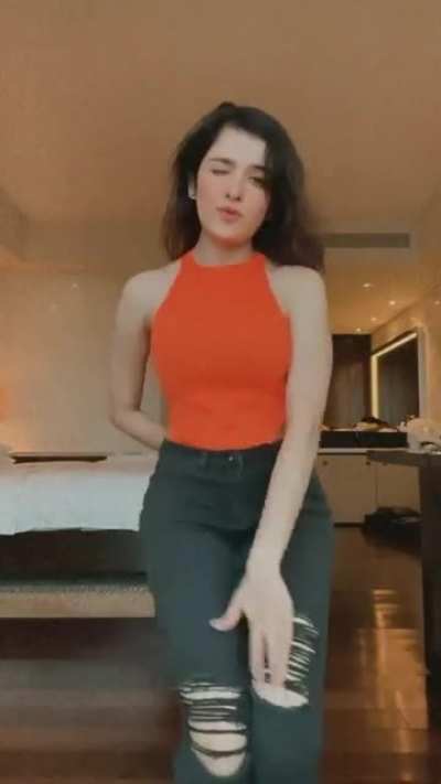 Shirley setia wants to be your woman