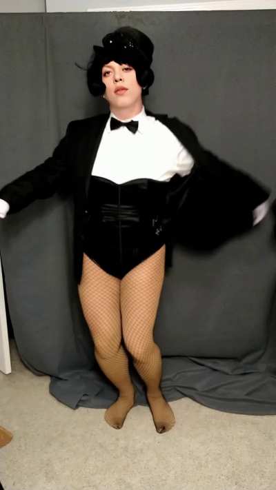 Just dancing in my favorite cosplay