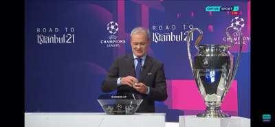 Clip of someone saying “Pick Bayern” as Lazio ball is drawn (Lazio vs Bayern is drawn)