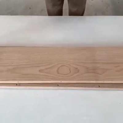 Man turns a block of wood into a miniature truck. The result is better than I expected