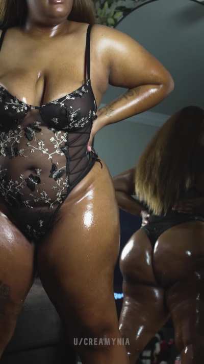 Team Ass vs Team Tits...Explain your reasoning 