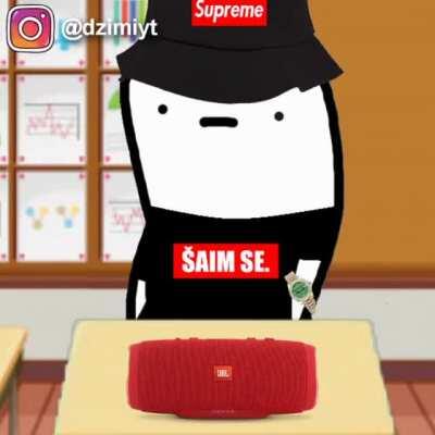 Ceo profil ima ovako urnebesne skečeve sa gaserima i u komentarima se javljaju deca od 10 godina koja pišu: 