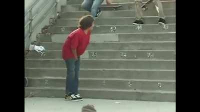 Skater breaks his balls