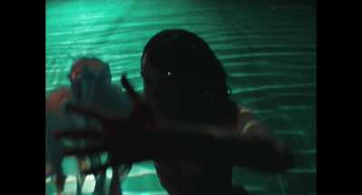 Lena Urzendowsky, Jella Haase, Elina Vildanova, Lena Klenke - Kokon (DE2020) - To be young again!