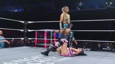 Izzi stepping on Tatum