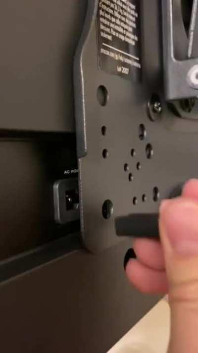 I’m starting to think that mounting a TV after a night of drinkingg was a bad idea..