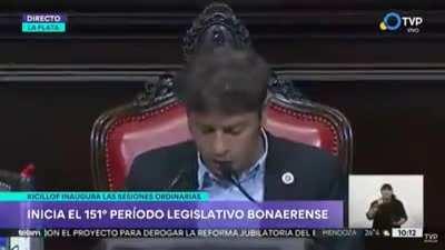 Cuando Kicillof dijo que se habia recibido sin haber leido un libro tenía razon...