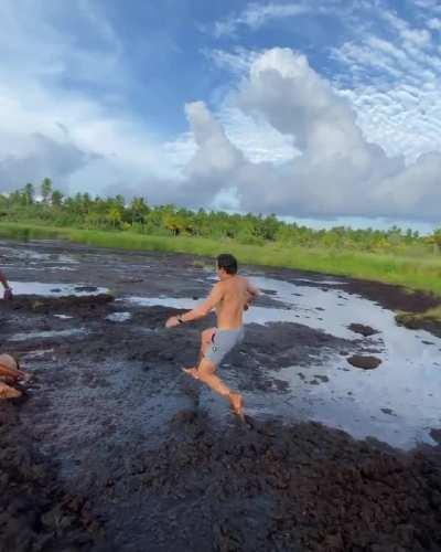 He dipped outta there