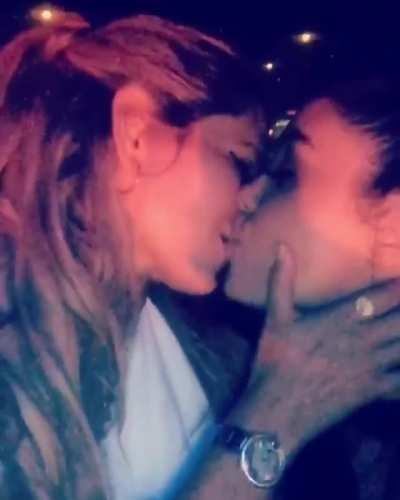 Lesbian kiss