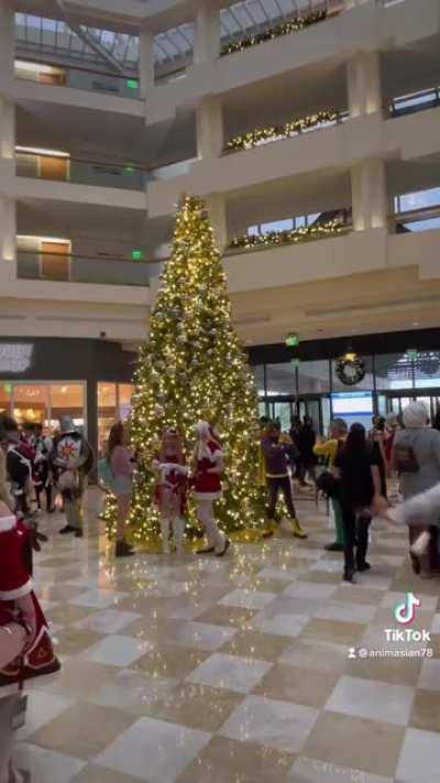 AH-! Welcome to Family Burger!