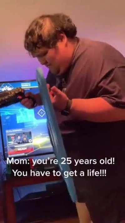 Mom should let this absolute Chad play his video games in peace