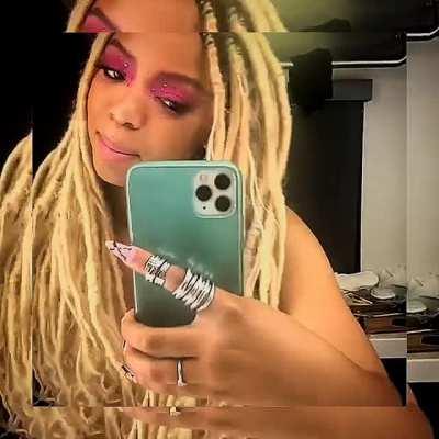 Chloe Bailey Topless! It's a wrap!