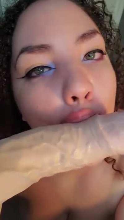 Her Instagram account is @voluptuousvictoria