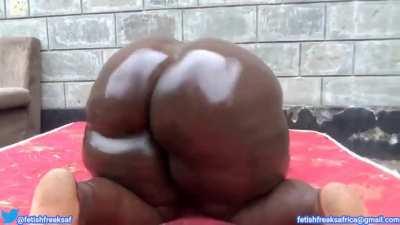 I'd stay nuttin in her