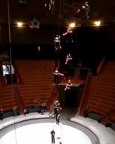 This is the most valid case for portrait video I’ve ever seen!