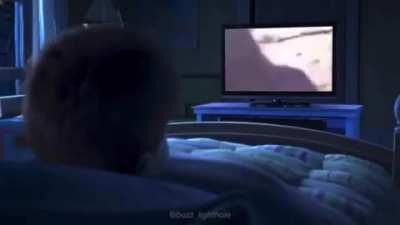 When you fall asleep with YouTube on 🥶