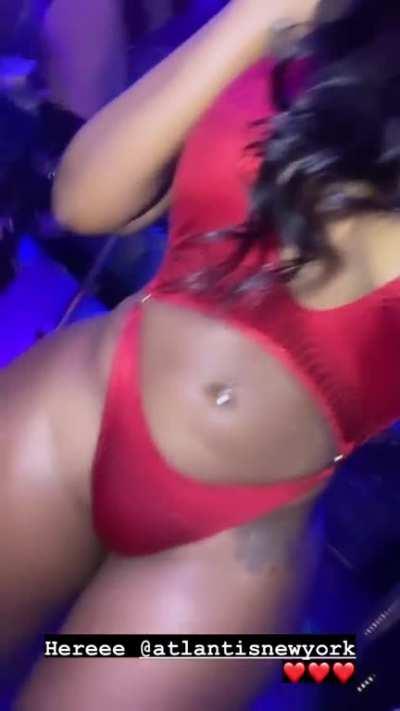 Thealyssajolee 🍑🤳🏽👙