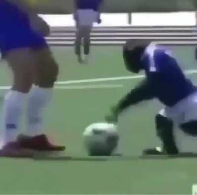 footage of xQc playing Dark Roll free kick challenge