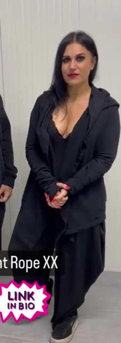 Cristina Scabbia (Lacuna Coil) 🤤