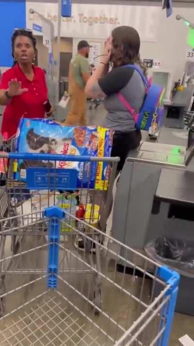 Lady cuts the line then plays victim