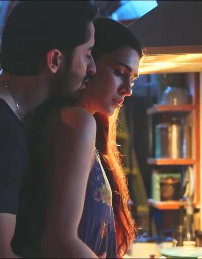 Kriti sanon ki&& scene in Do Patti