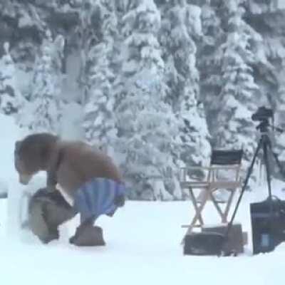 Russian bloggers connected a washing machine to a river, and this happened...