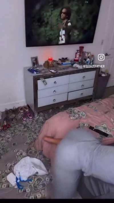 @Russia2Lit living up to her name.