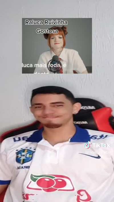 Último meme meu antes do sub ir de torres gêmeas 