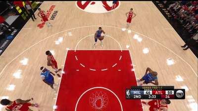 [Highlight] Giannis airballs