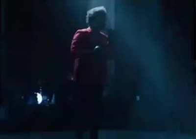 👥: you can’t dance With “AFTER HOURS” it’s a sad song. Me: