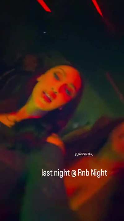 Queen Naija last night