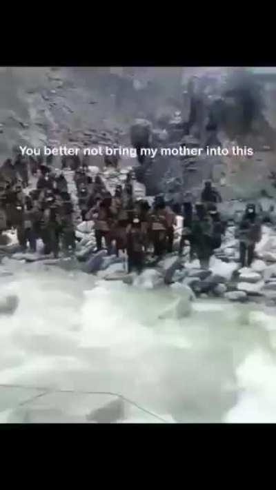 Indian and Chinese Army Face to Face (😅)