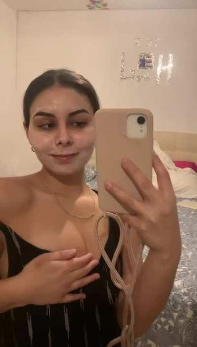 Deleted because someone said I was ugly... reuploaded because I love myself 😊