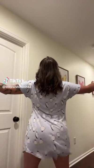 @stepsisnatashaa Bootiful cheeks!!