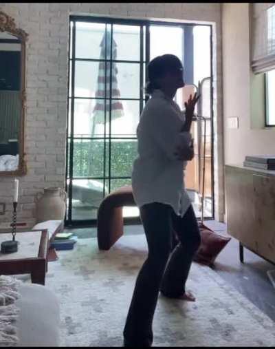 Good to see her dance again.