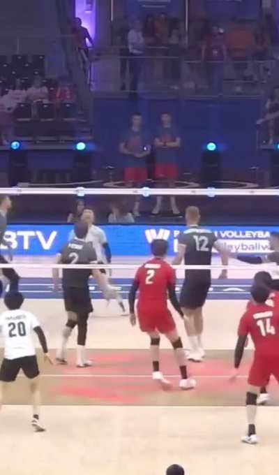 What a rally 😮 🥳