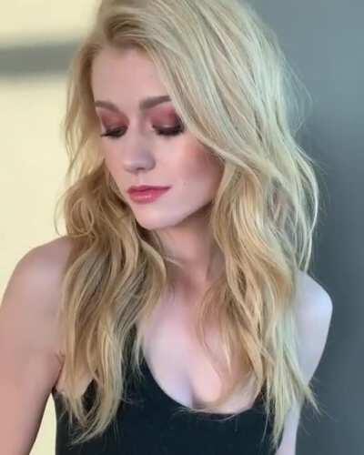 Katherine McNamara's face and lips are made for deepthroating